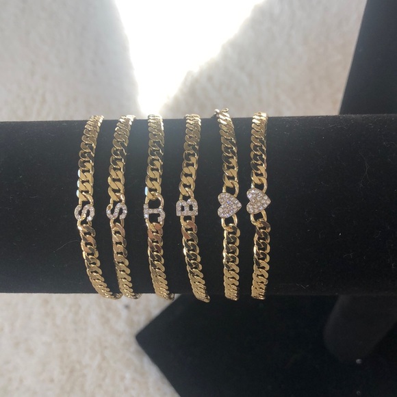 BaubleBar Crystal Pave Initial/Heart Slider bracelet - Picture 1 of 4